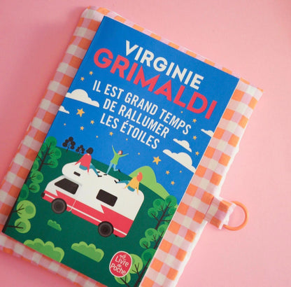 Pochette de livre matelassée